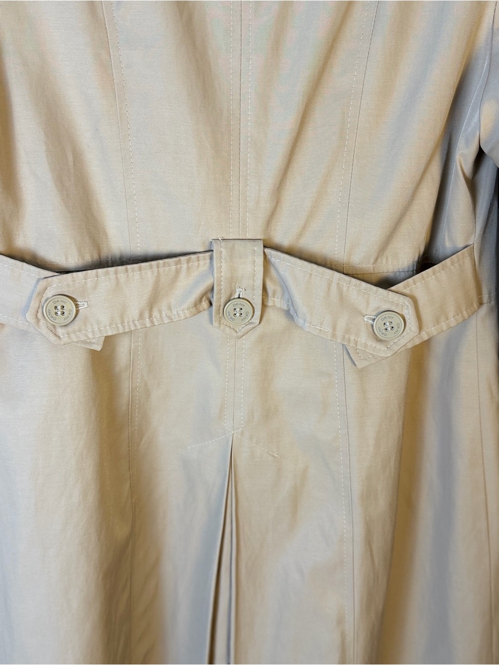 DKNY Kahki Double-Breasted Trench Coat size Medium - Picture 9 of 15
